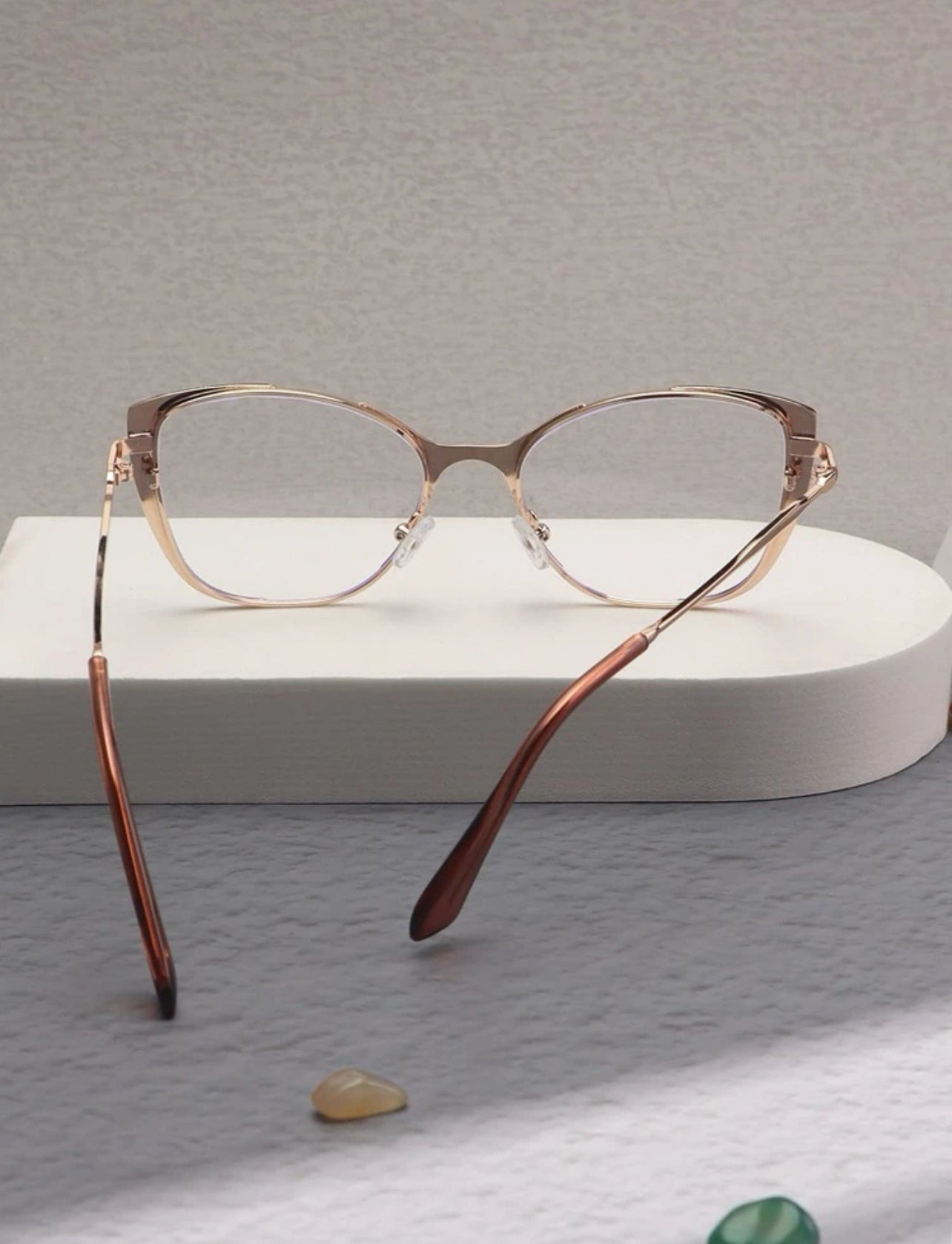 Cat eye luxury glasses