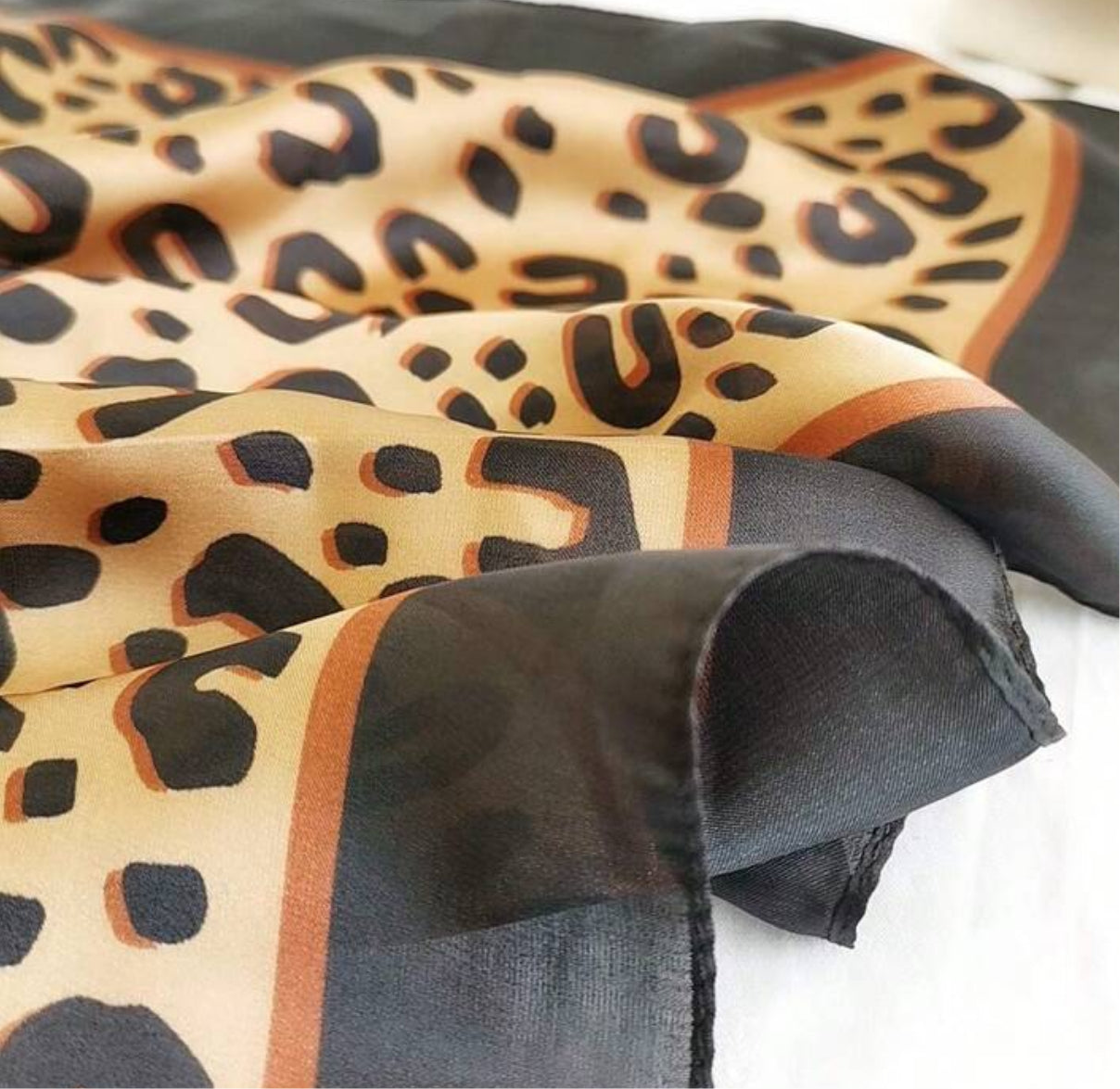 Leopard hair scarf