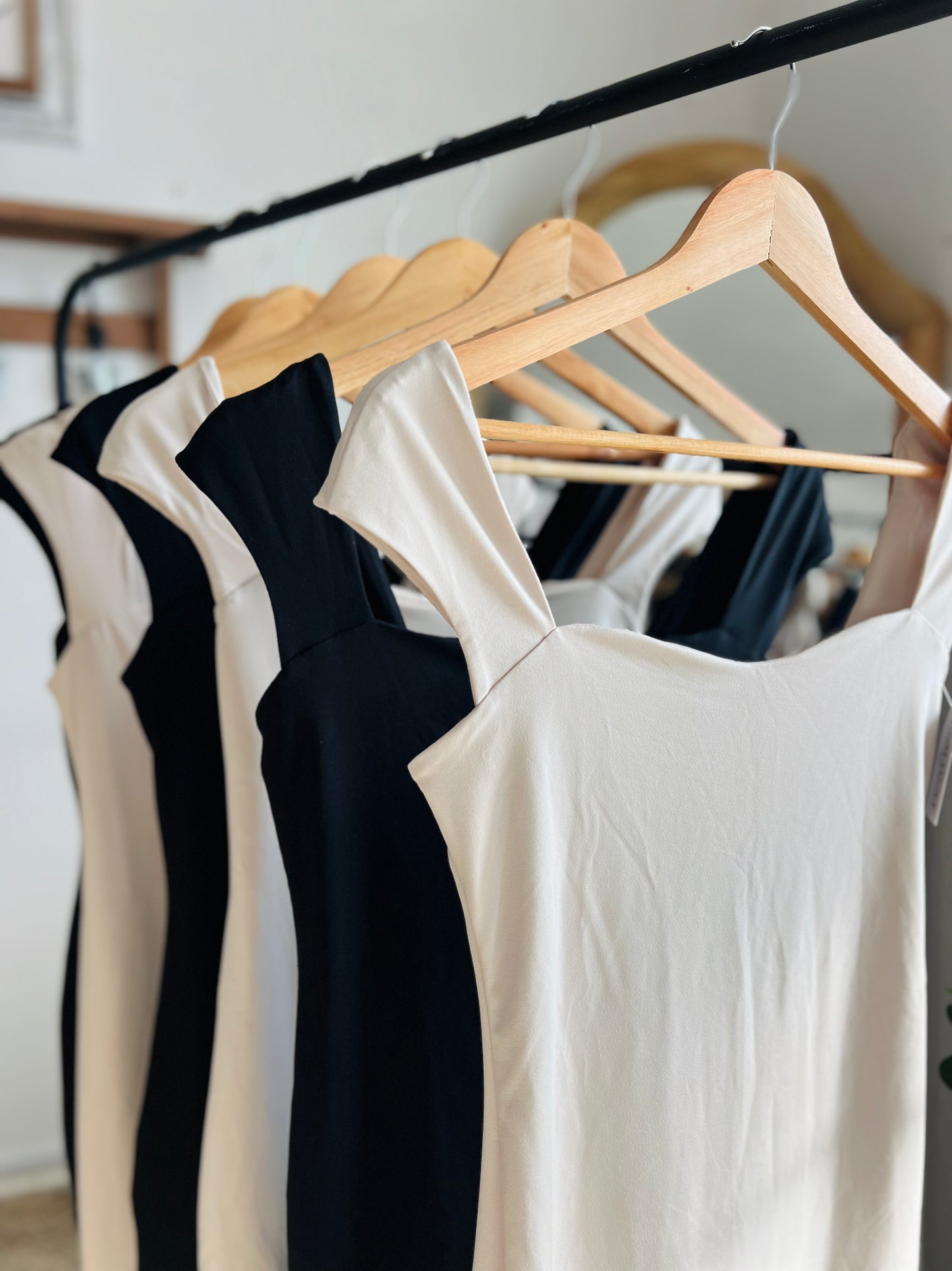 Esencia Empoderada Dress