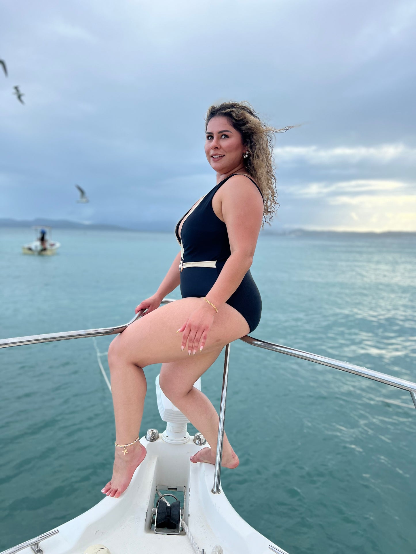 Elegancia Dorada Swimsuit✨